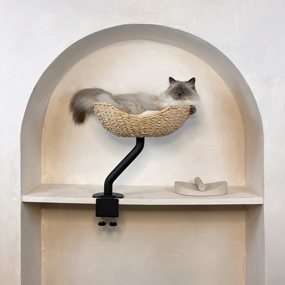 Rotating Desk-Mounted Cat Bed with Tool-Free Clamp, Handwoven or Birchwood Nest for Cats up to 45 lb source image 1