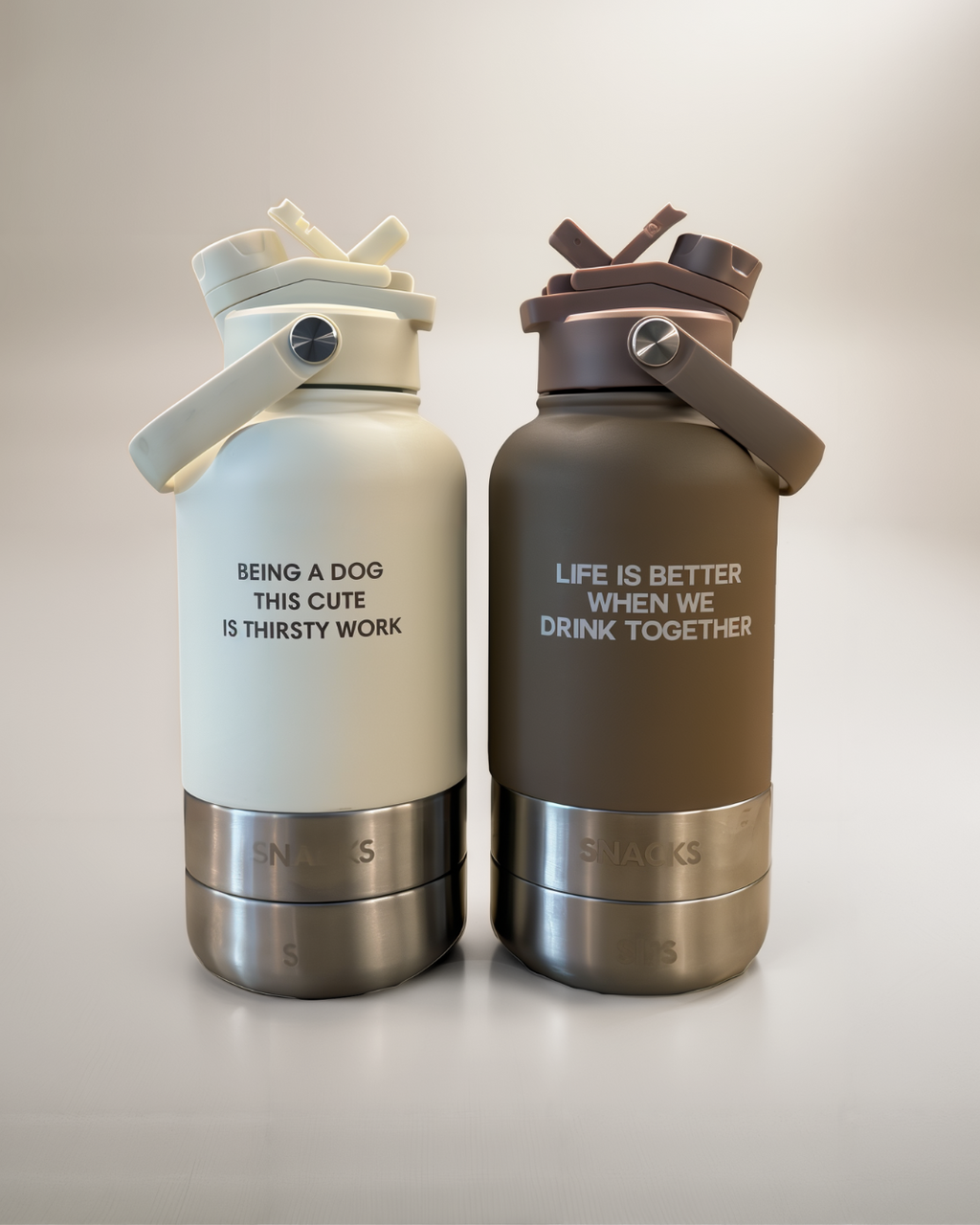 3-in-1 Dog Travel Water Bottle with 32 oz Reservoir and Two Detachable Bowls in Three Colors source image 1