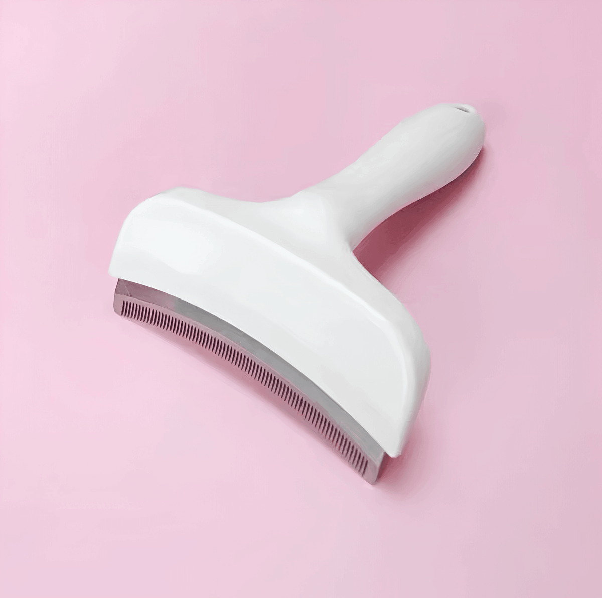 Curved Pet Deshedding Comb product image 1