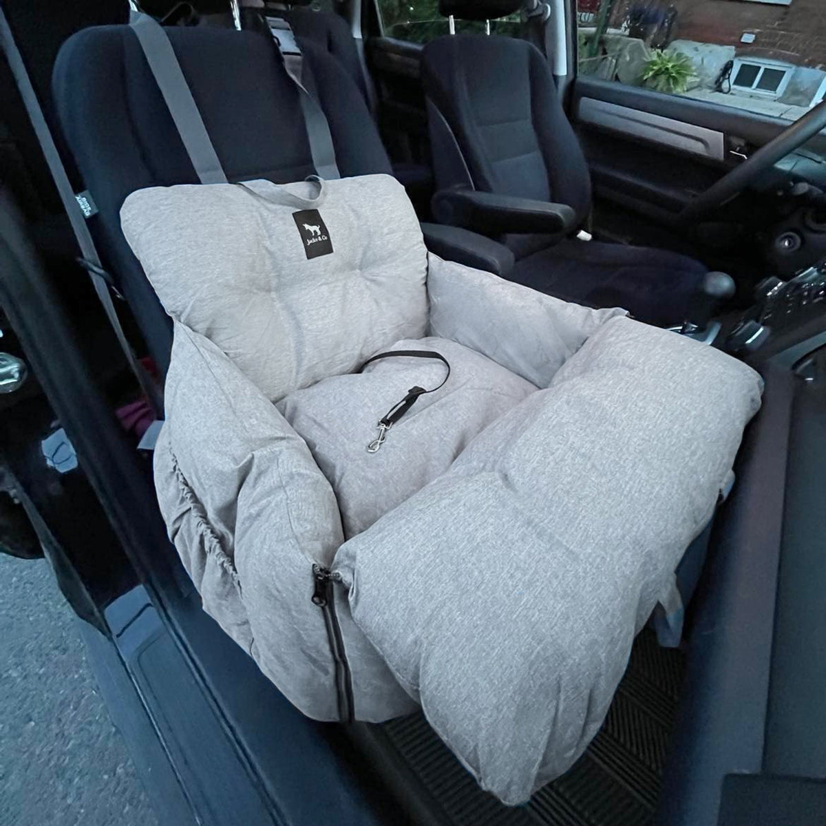 Pet Car Seat and Carrier for Dogs or Cats up to 25 lb, Water-Resistant Oxford Seat with Removable Cushion source image 2