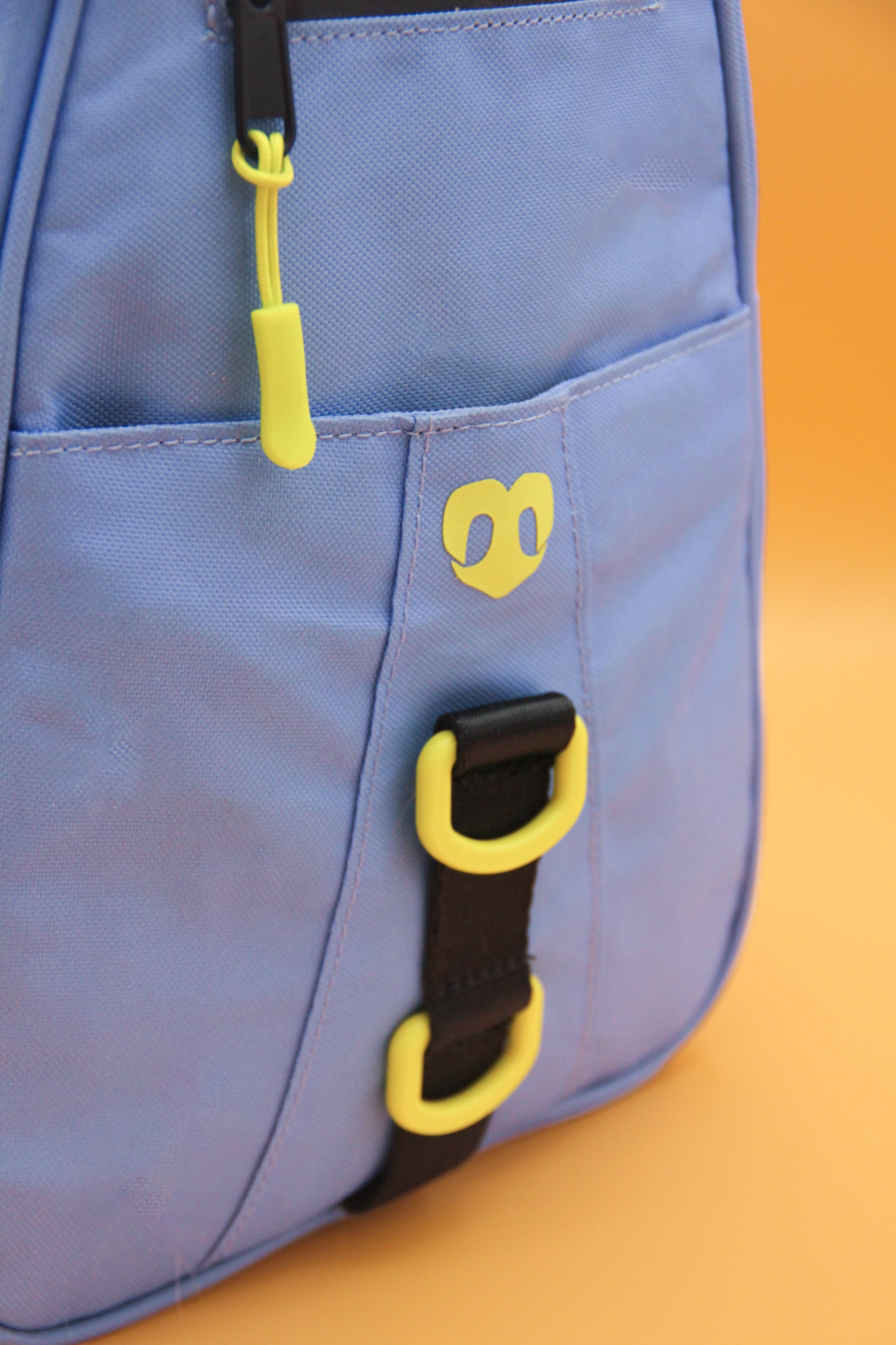 Waterproof Dog Walking Shoulder Bag, Organized Treat and Waste Storage for Training and Daily Outings source image 3