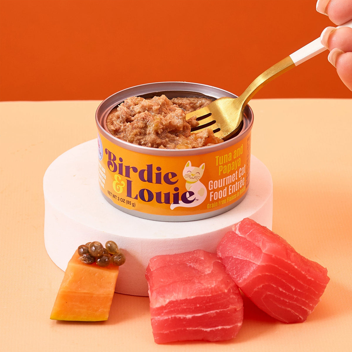 Tuna and Papaya Wet Cat Food with Flakes in Broth for Hydration Digestive Support and Complete Nutrition product image 3