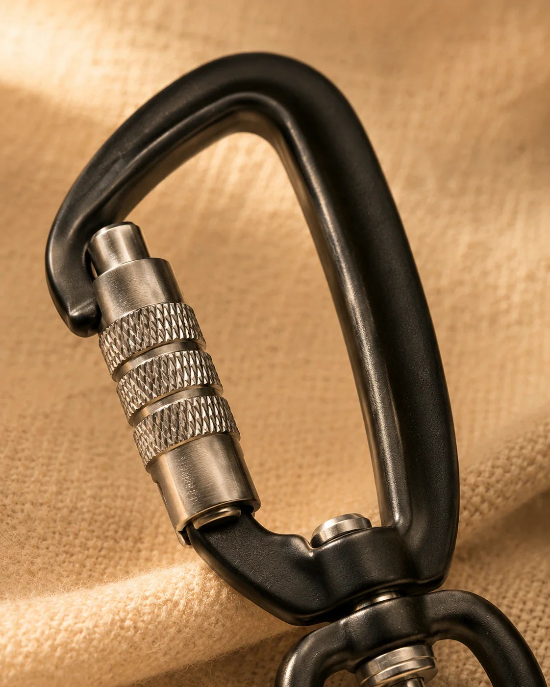 Locking Dog Leash Carabiner product image 3