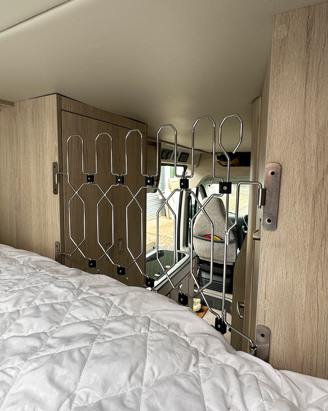 Retractable Dog Gate product image 3