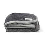 Waterproof Pet Blanket, Reversible Faux Fur and Absorbent Sherpup Layers for Beds, Couches, Crates and Cars source image 4