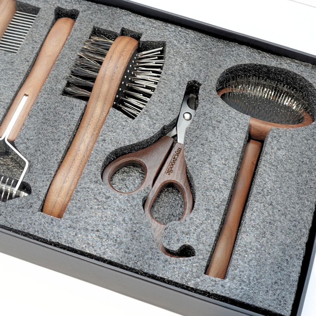 Dog Grooming Tool Set for Cavoodles, Five-Piece Brush, Comb, Dematting and Nail Care Kit in a Storage Box source image 7