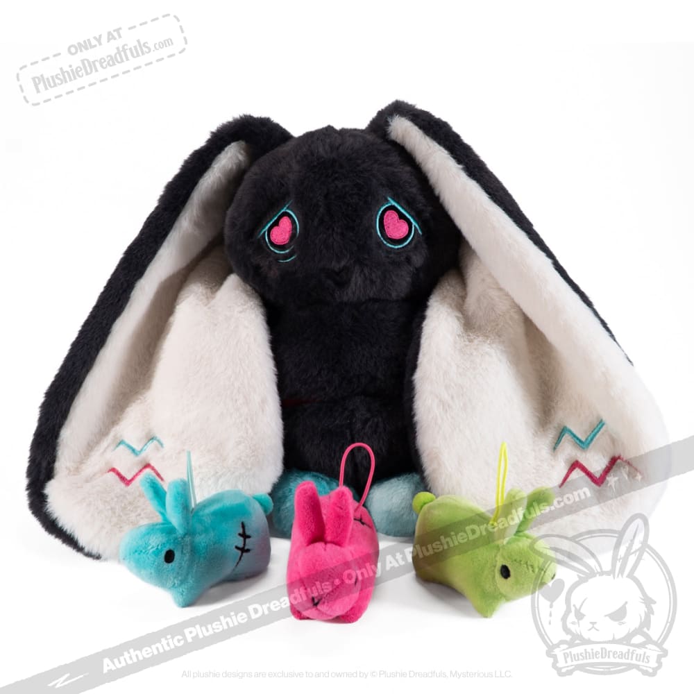 Pregnant Rabbit Plush Toy Set Featuring a 16.5-Inch Mama Bunny, Three Mini Kits and a Carry Tote source image 7