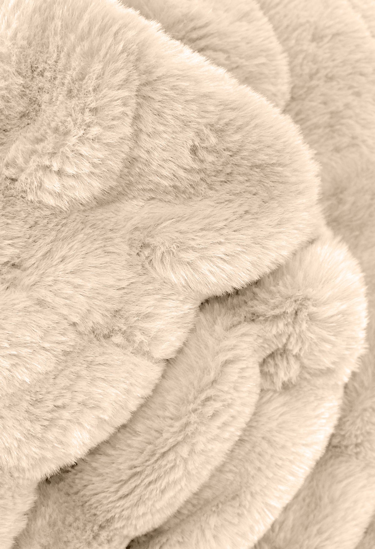 Ruched Faux-Fur Throw Blanket product image 9