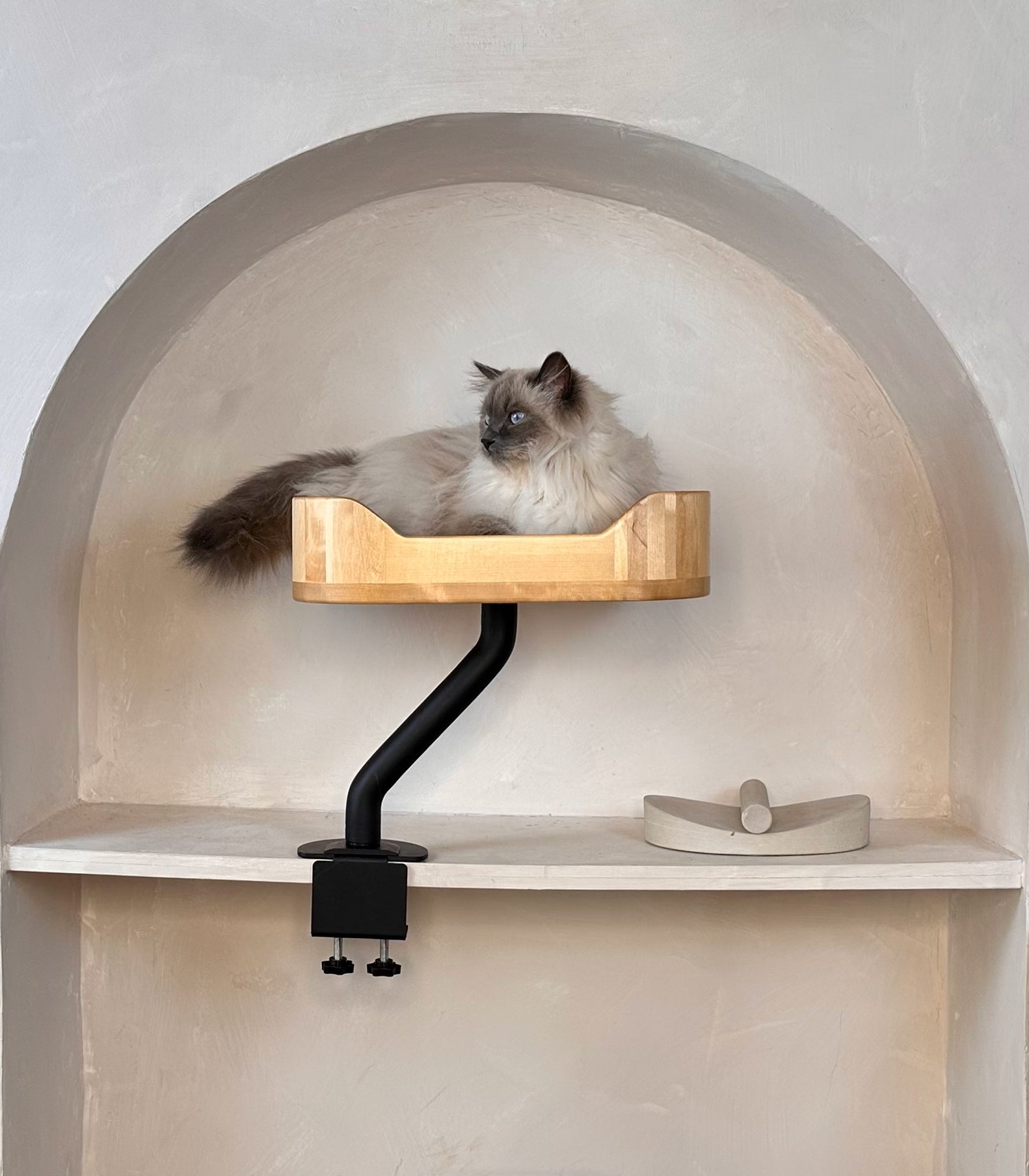 Rotating Desk-Mounted Cat Bed with Tool-Free Clamp, Handwoven or Birchwood Nest for Cats up to 45 lb source image 13