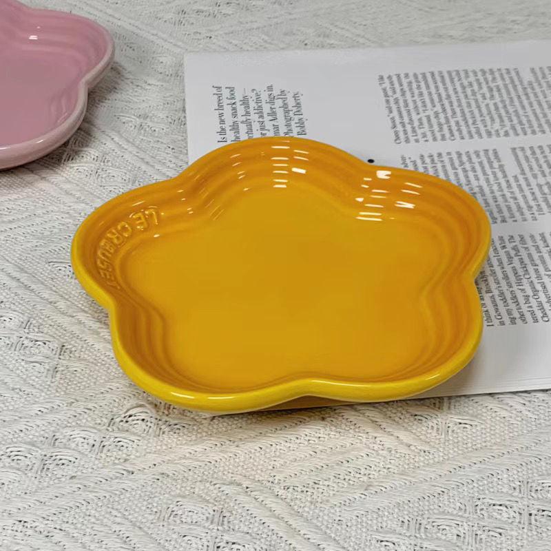 Ceramic Pet Snack Bowl product image 17