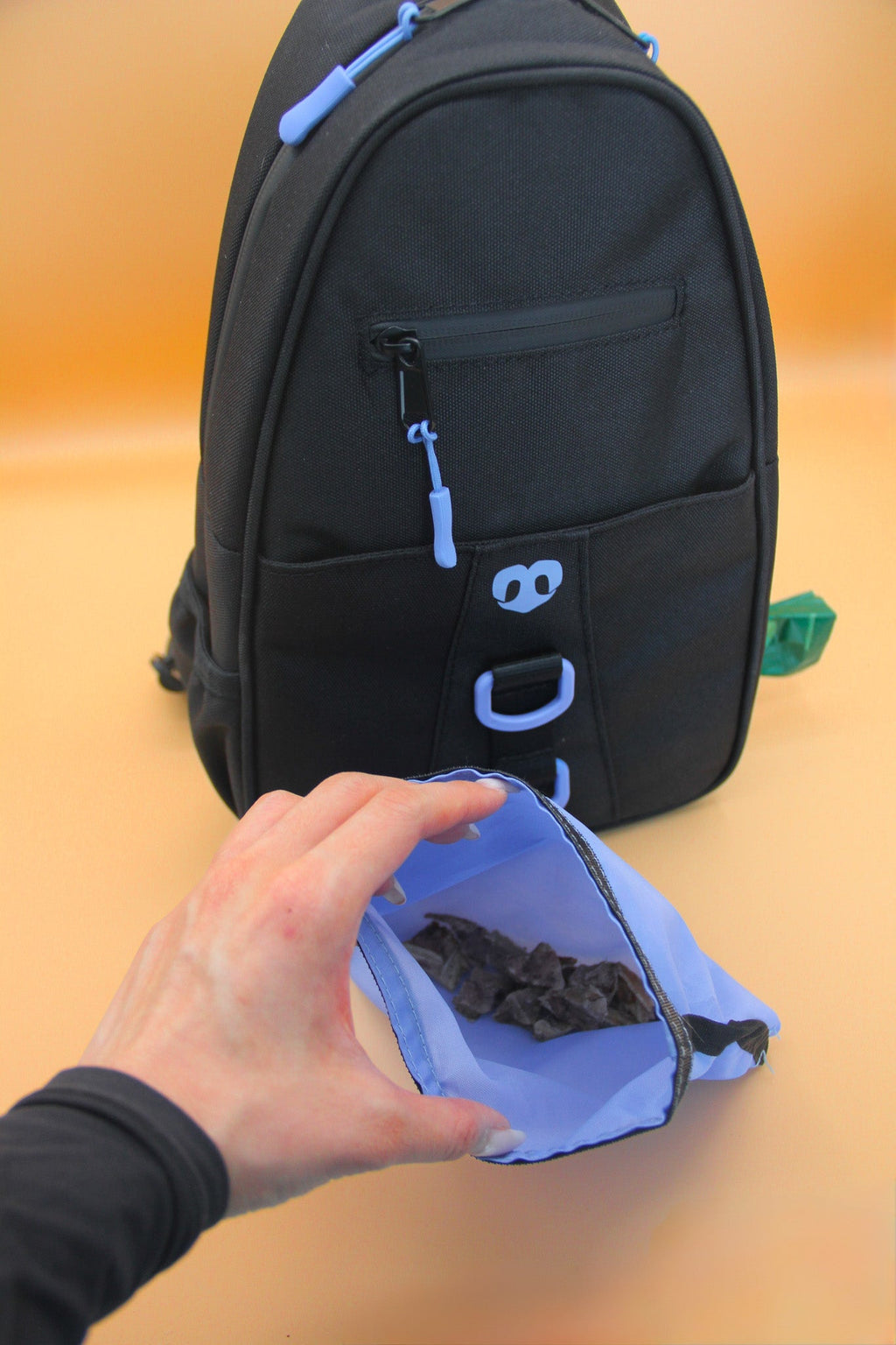 Waterproof Dog Walking Shoulder Bag, Organized Treat and Waste Storage for Training and Daily Outings source image 20