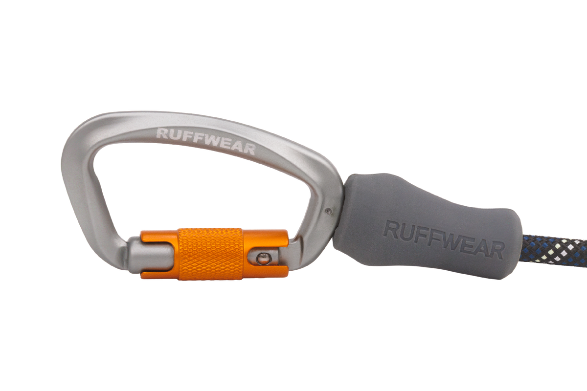 Reflective Rope Dog Leash for Everyday Walks, Auto-Locking Swivel Carabiner in Two Rope Diameters source image 24