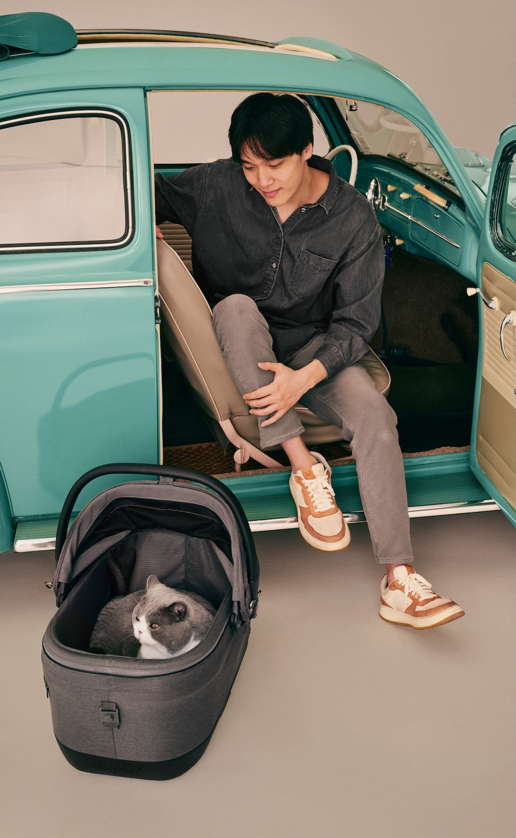 Ventilated Pet Car Seat System product image 24