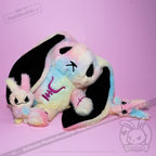 Tie-Dye Anxiety Rabbit Plush Set, 50 cm Character with Two Worry Bunnies Stored Inside the Zippered Body source image 39