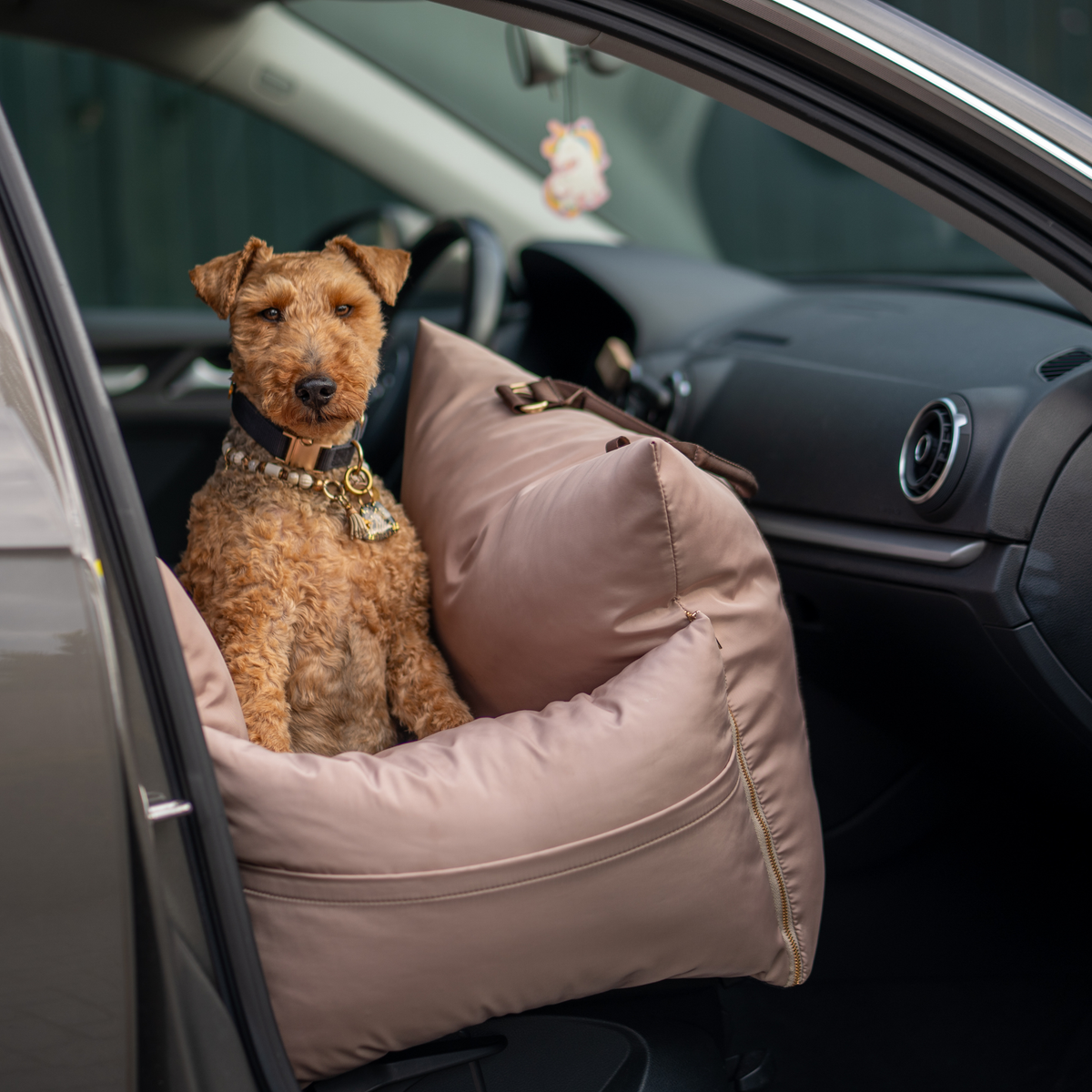 Travel Dog Pod product image 1