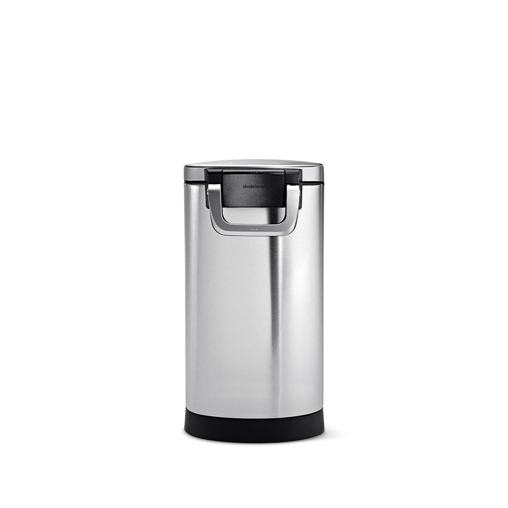Medium Airtight Pet Food Storage Bin product image 3