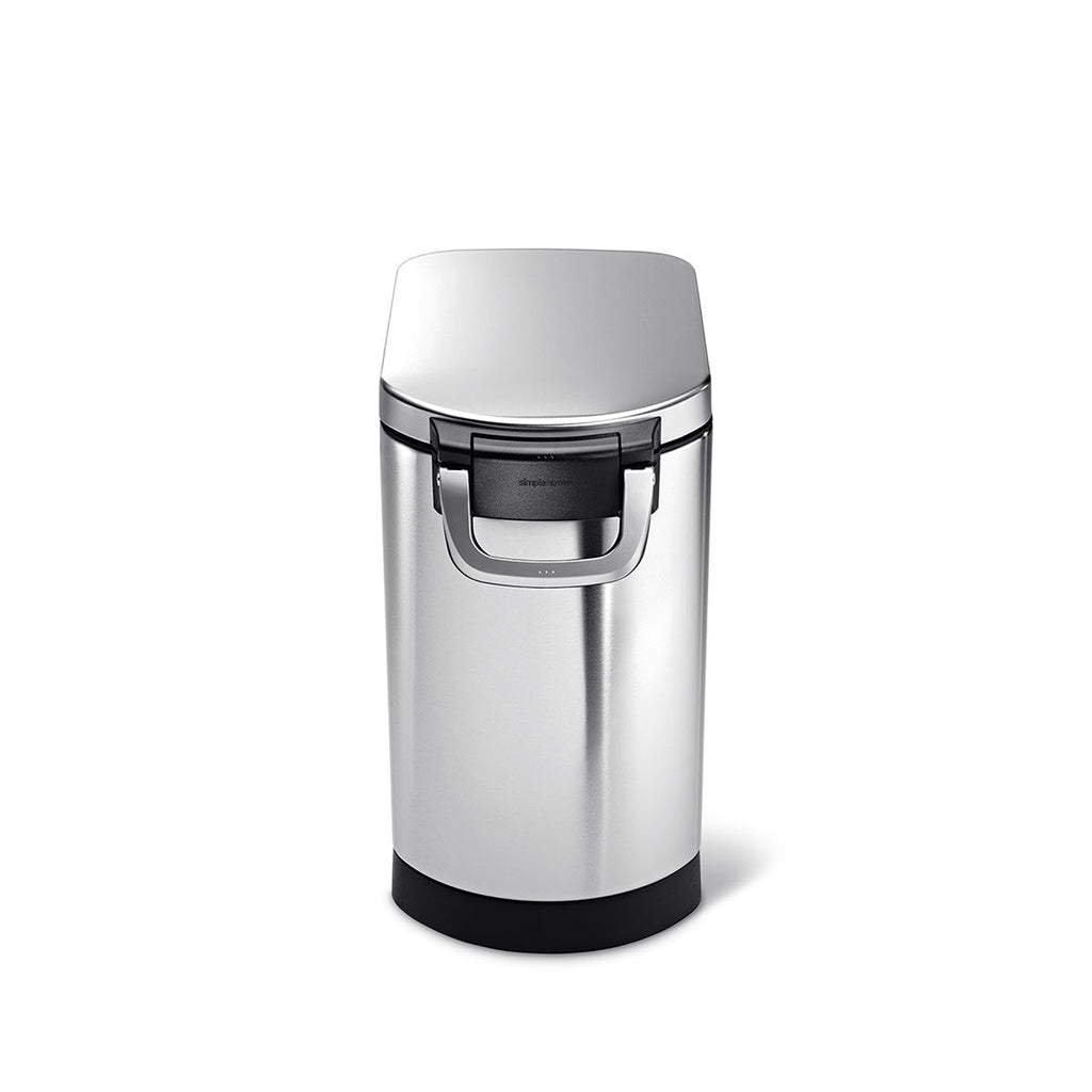 Medium Airtight Pet Food Storage Bin product image 4