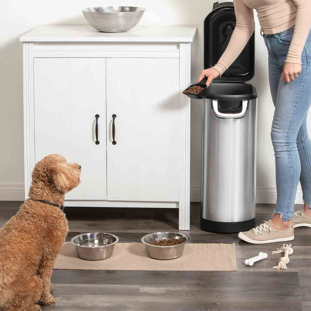 Extra Large Airtight Pet Food Storage Bin product image 6