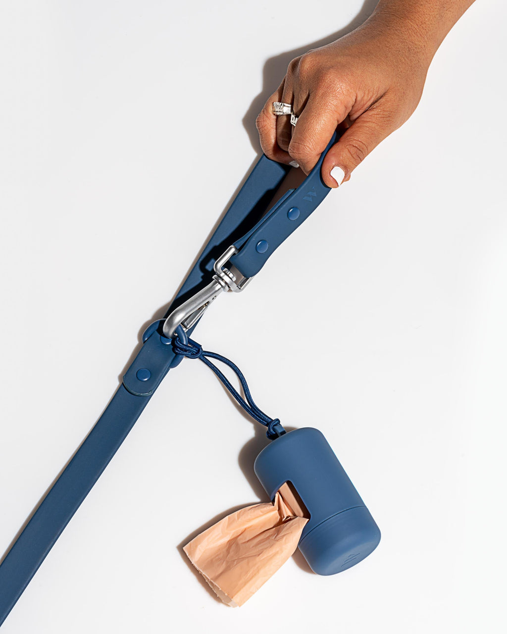 Leash-Attached Dog Waste Bag Dispenser product image 42