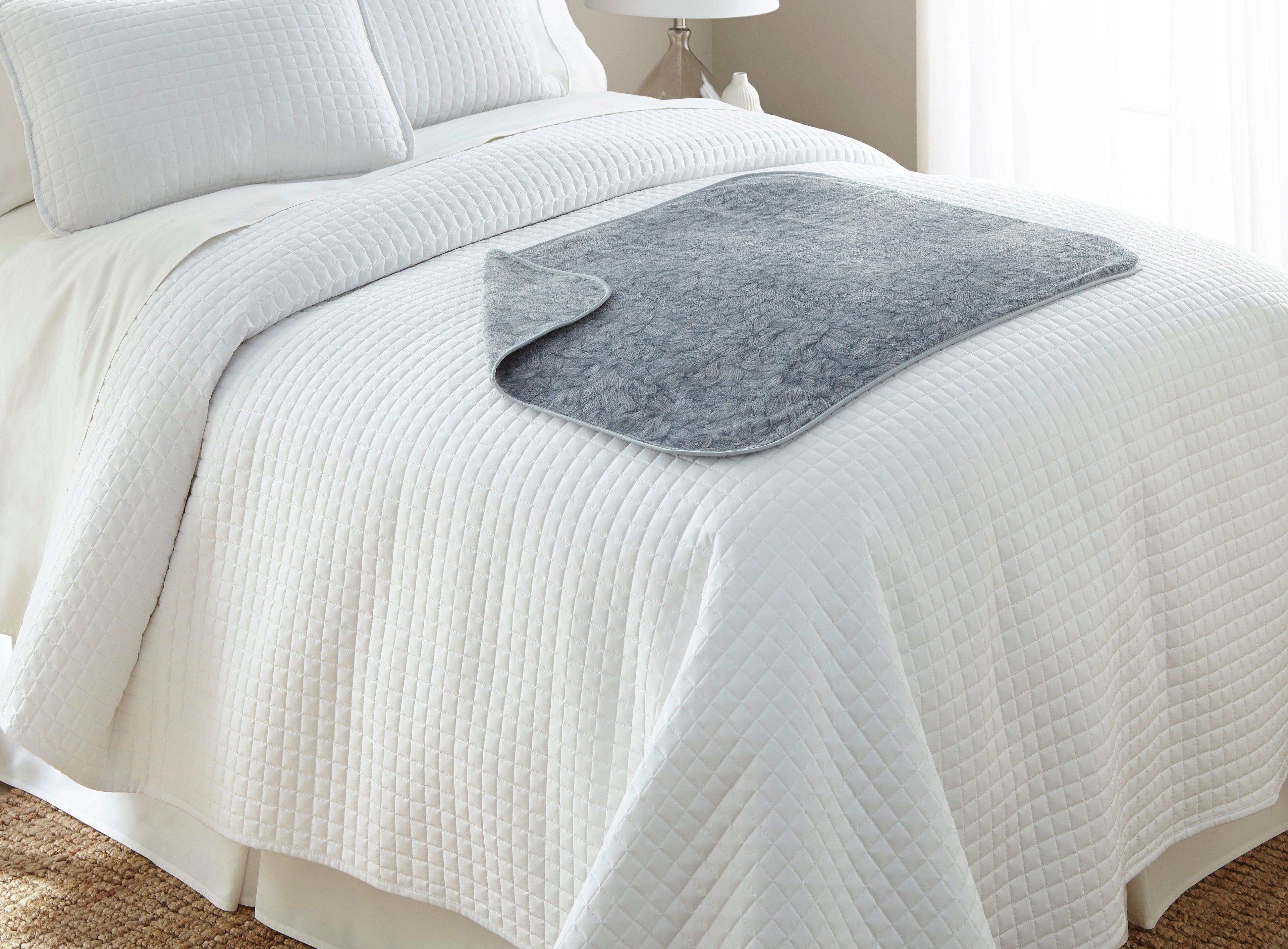 Silky Waterproof Pet Protection Throw product image 23