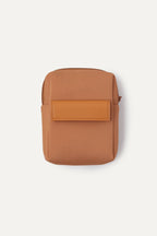 color: camel