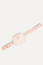 color: peach