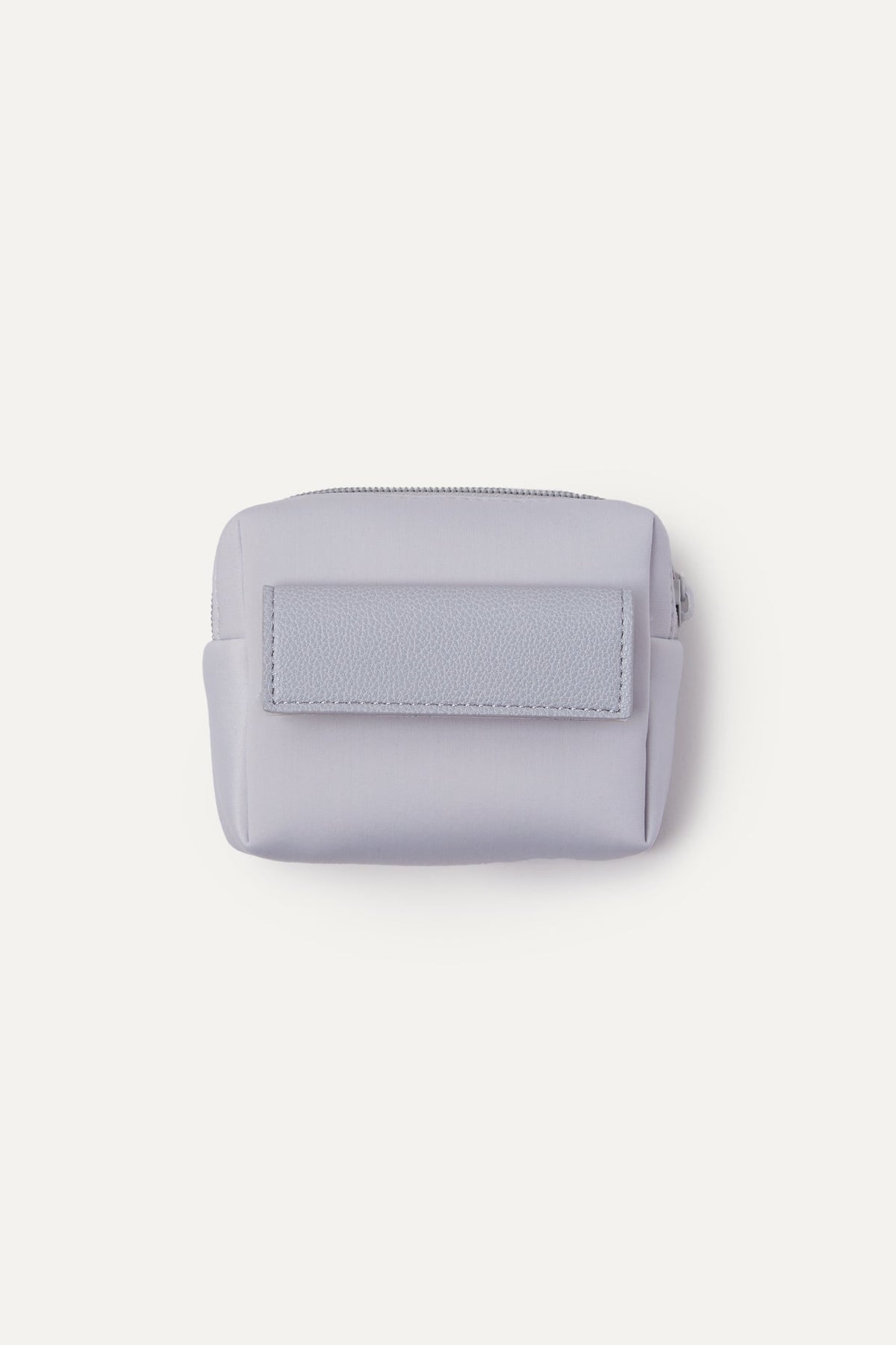 color: light gray