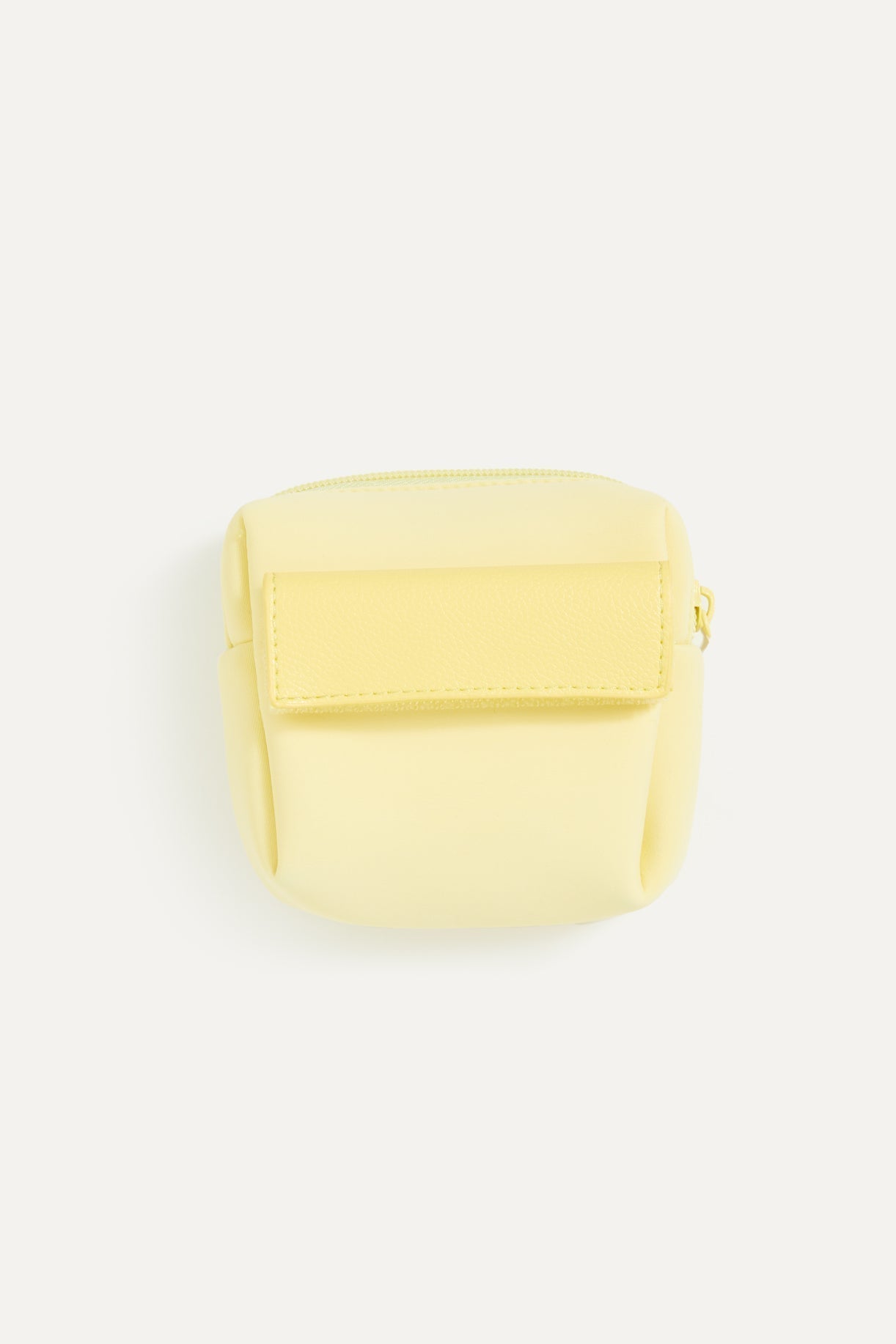 color: yellow