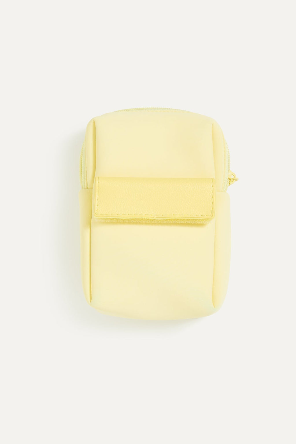color: yellow