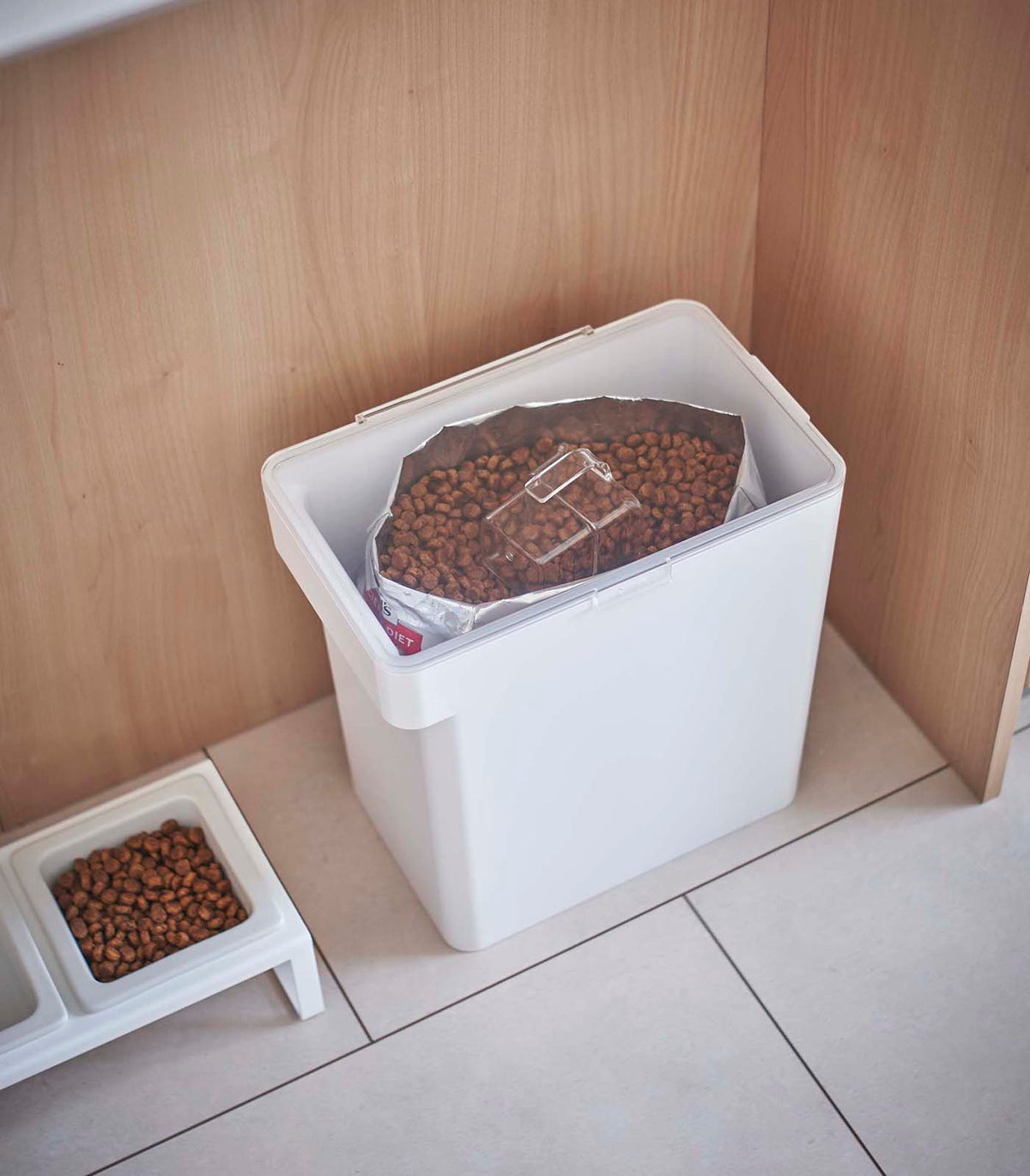 Airtight Pet Food Container product image 3