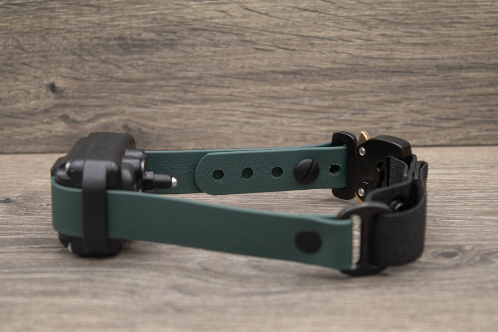 Hoot & Co Everest E Collar Strap showing durable black leather with metal buckle and adjustable design.