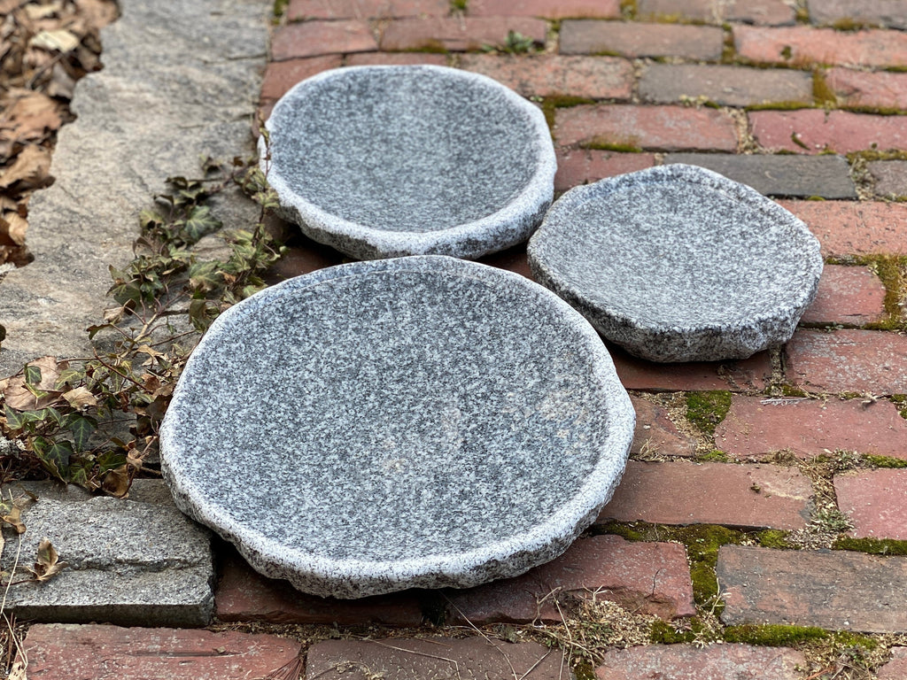Shallow Granite Outdoor Bird Bath product image 14