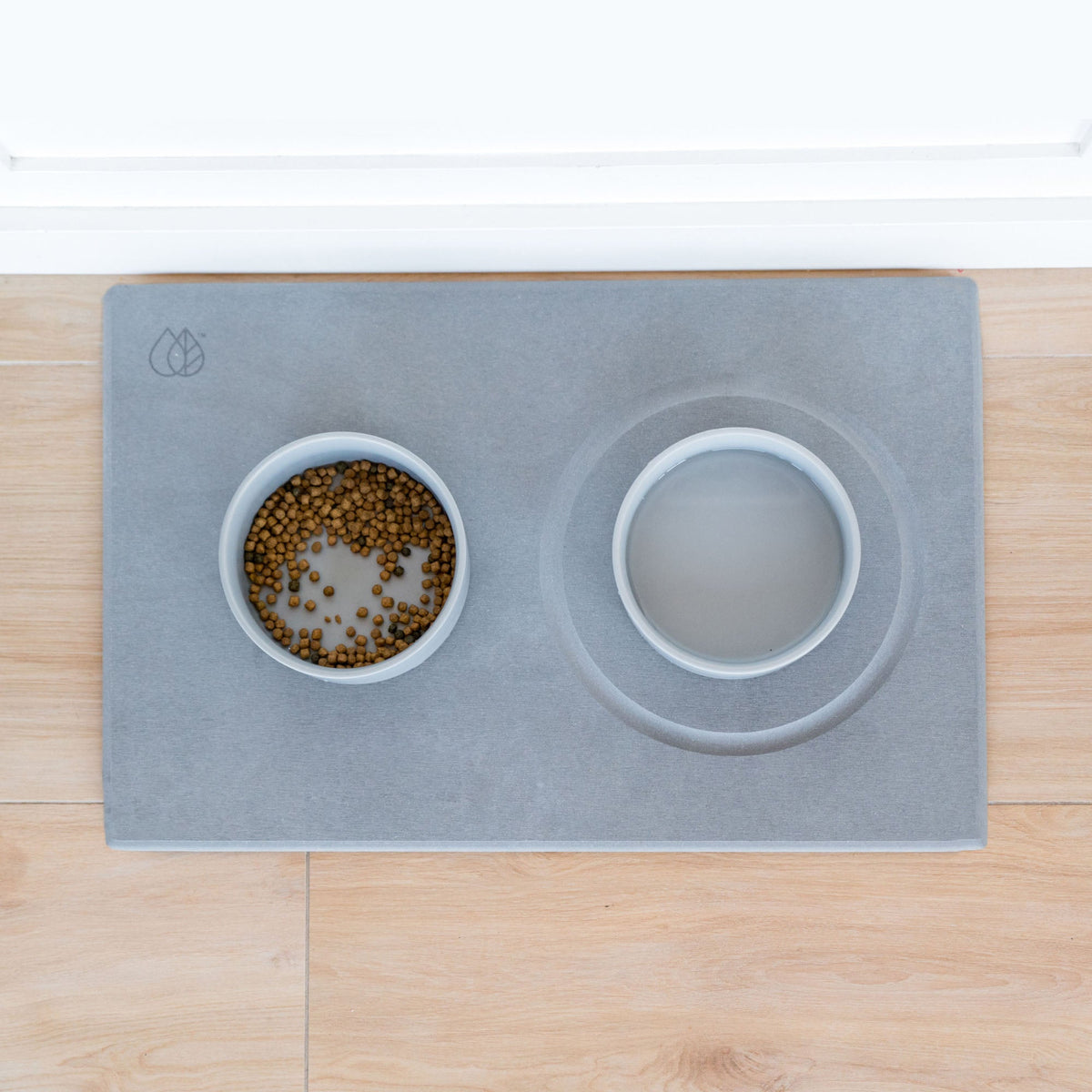 Absorbent Dog Bowl Mat product image 3