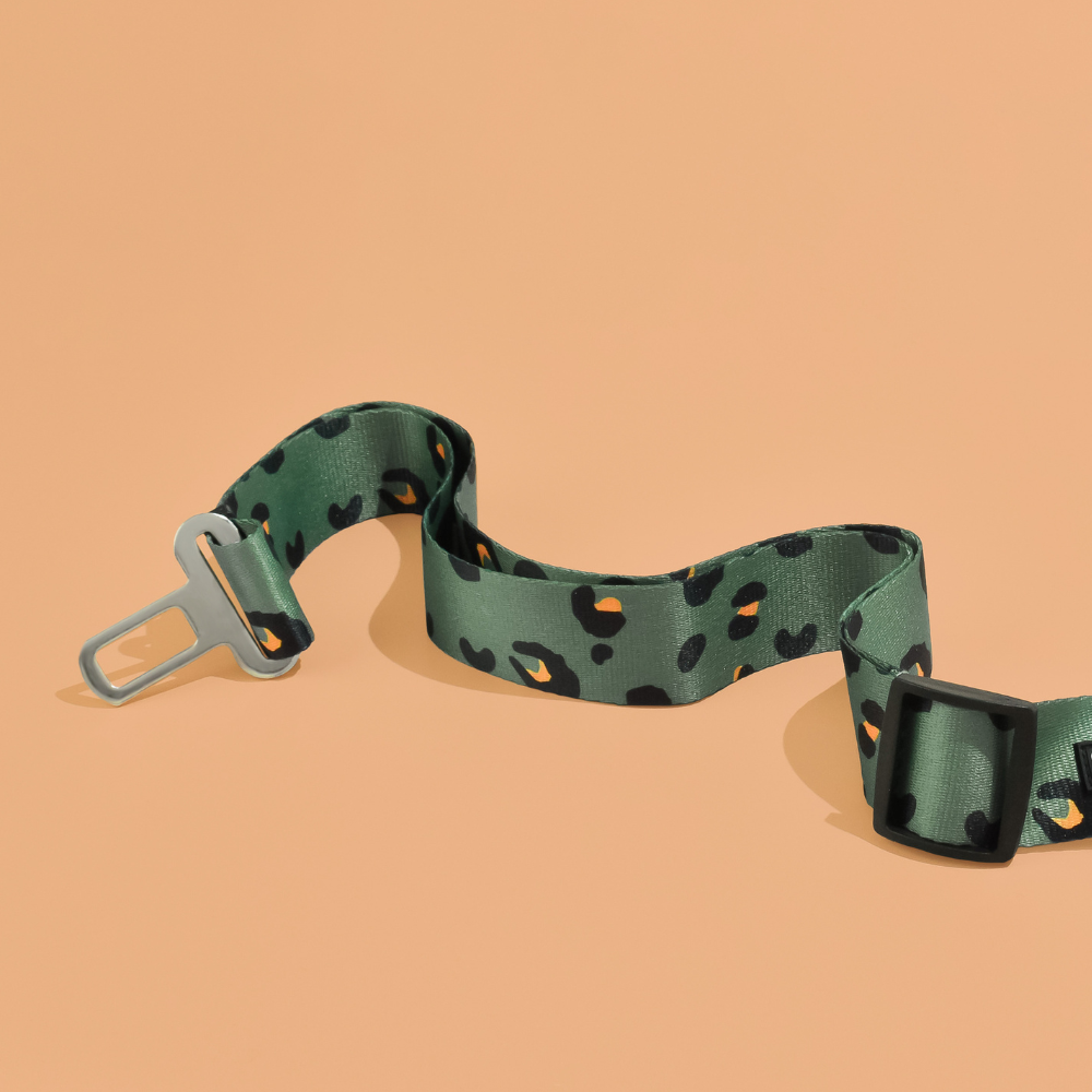 Dog Seat Belt Restraint product image 2