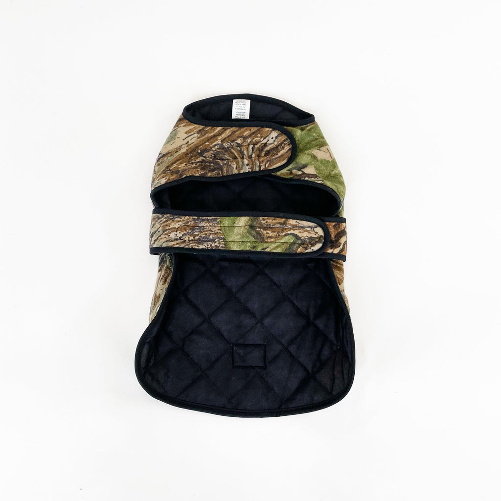 Johnson Woolen Mills Dog Coat Camo insulated lining back view