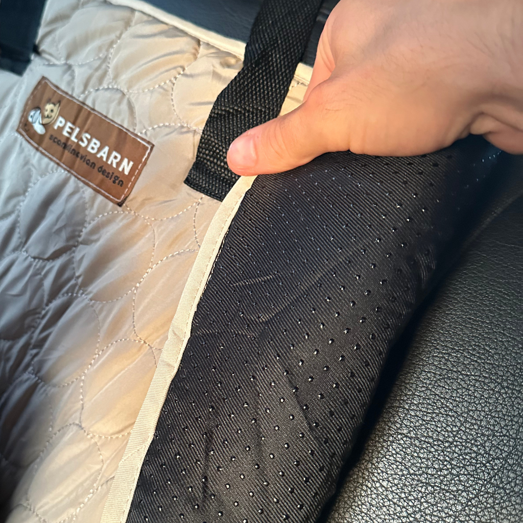 Cooling Car Pet Bed product image 9