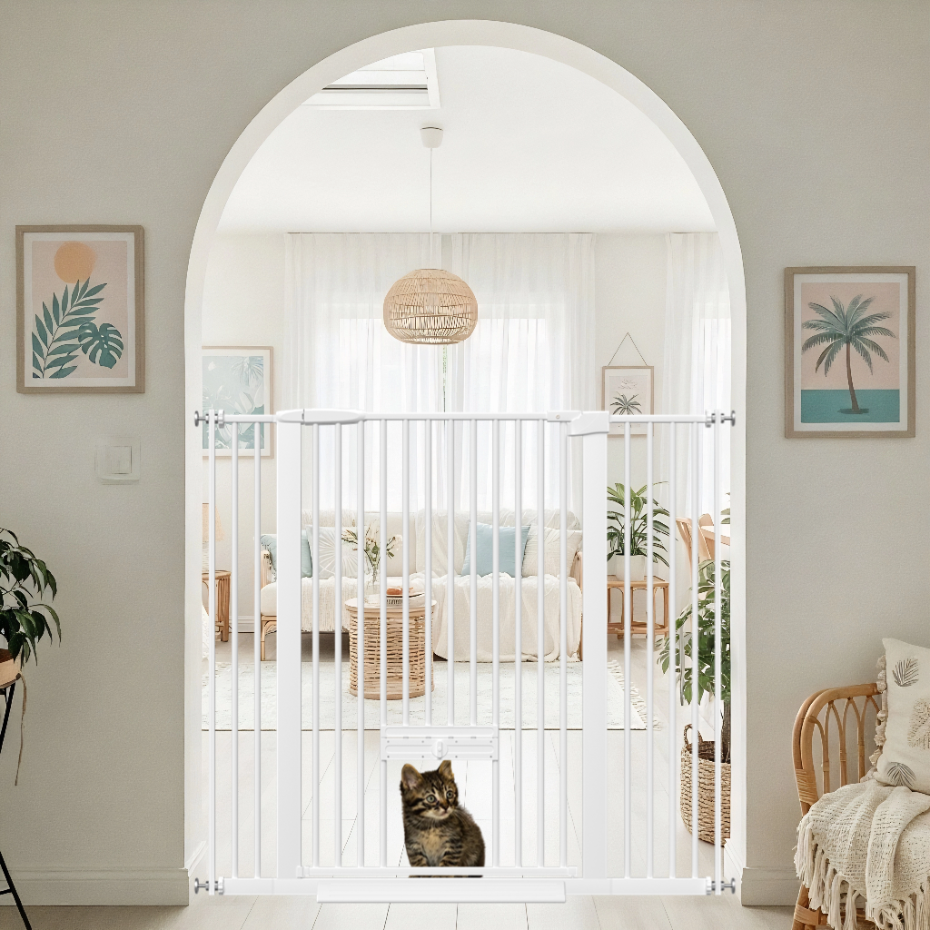 Dog Gate with Cat Door product image 11