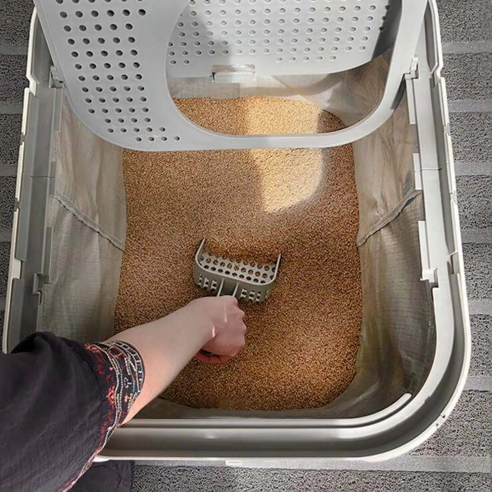 XL Dual Entry Cat Litter Box product image 5