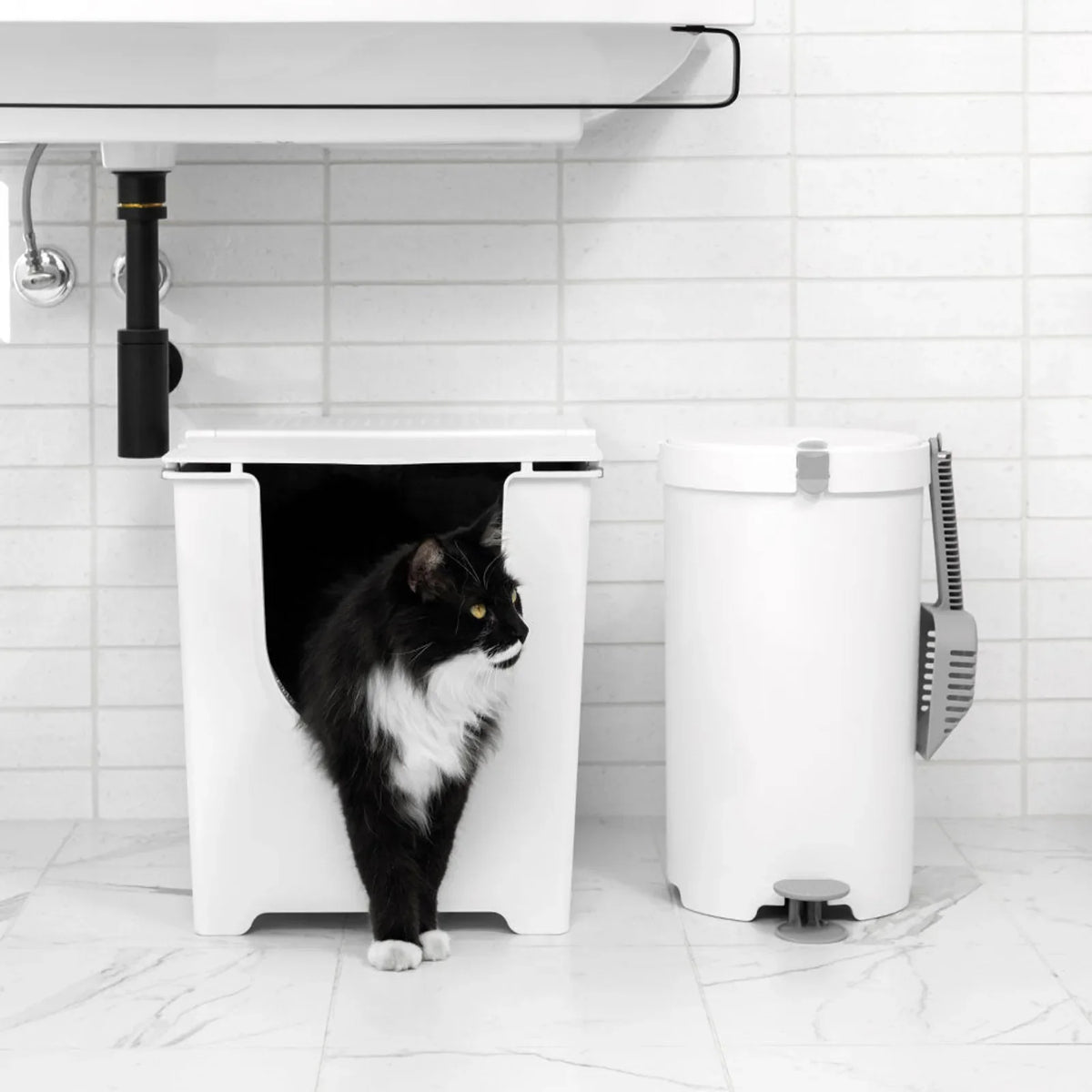 Front Entry Covered Cat Litter Box product image 10