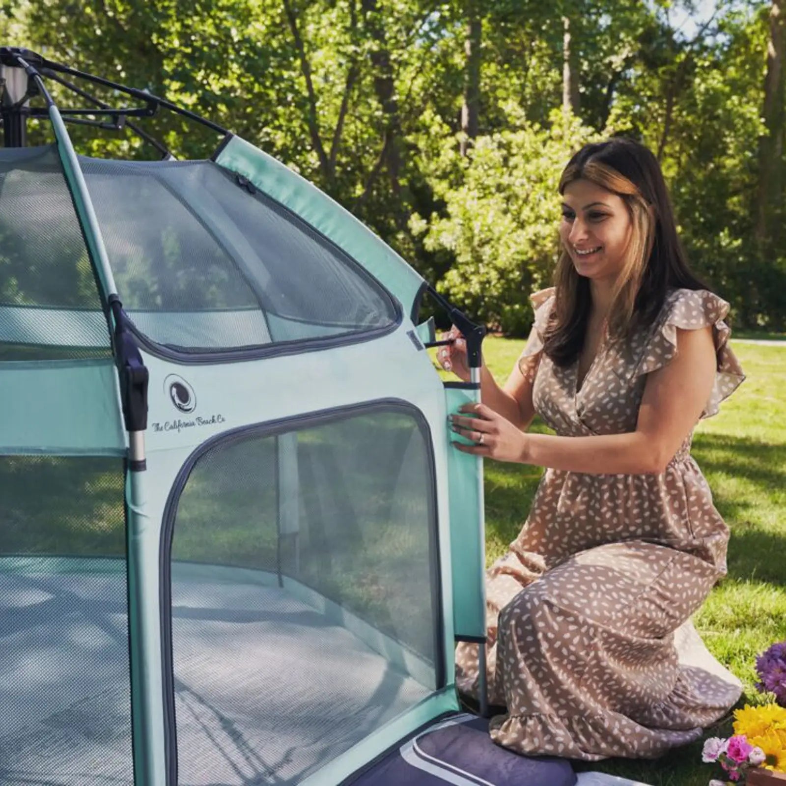 Portable pop up playpen with UPF shade and mesh walls, product image 4